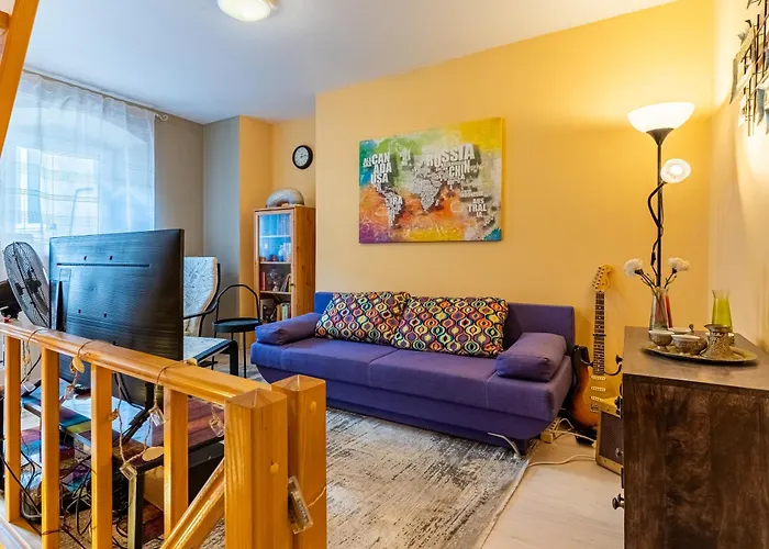 Good Vibes House Cres